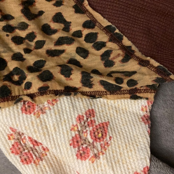 NWT Patchwork Top - Picture 3 of 4